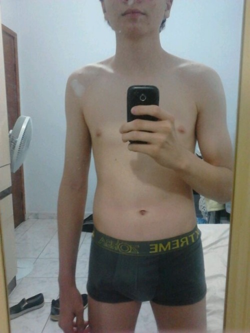 18 year old Virgin Gay Boy 
